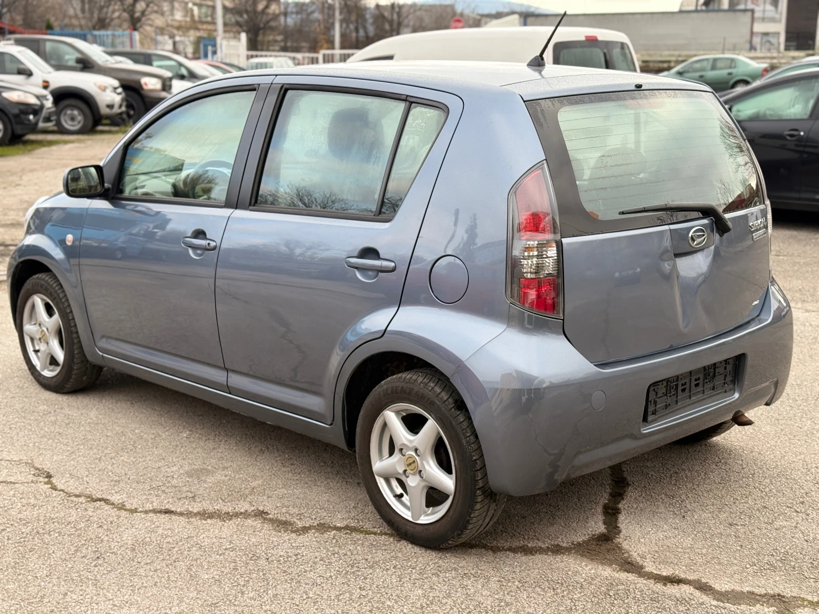 Daihatsu Sirion 1.3I-4x4 | Mobile.bg � ����������� 5