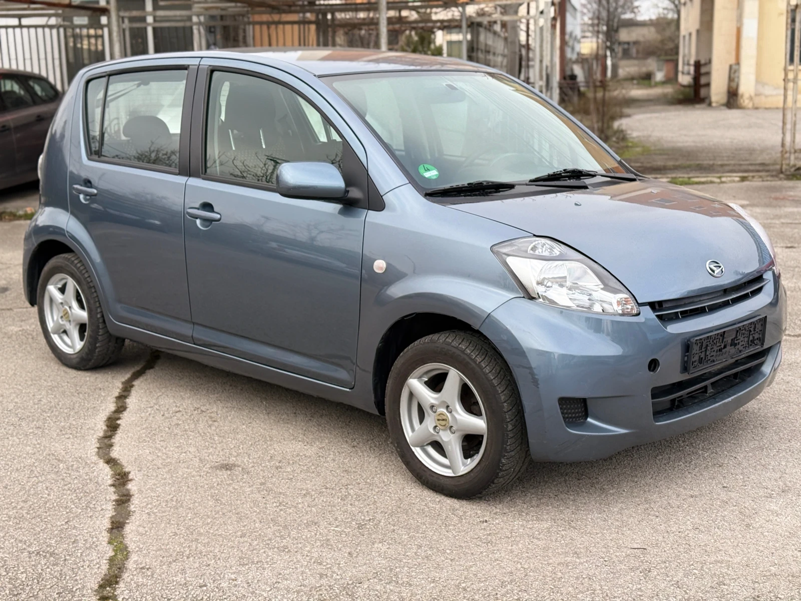 Daihatsu Sirion 1.3I-4x4 | Mobile.bg � ����������� 2