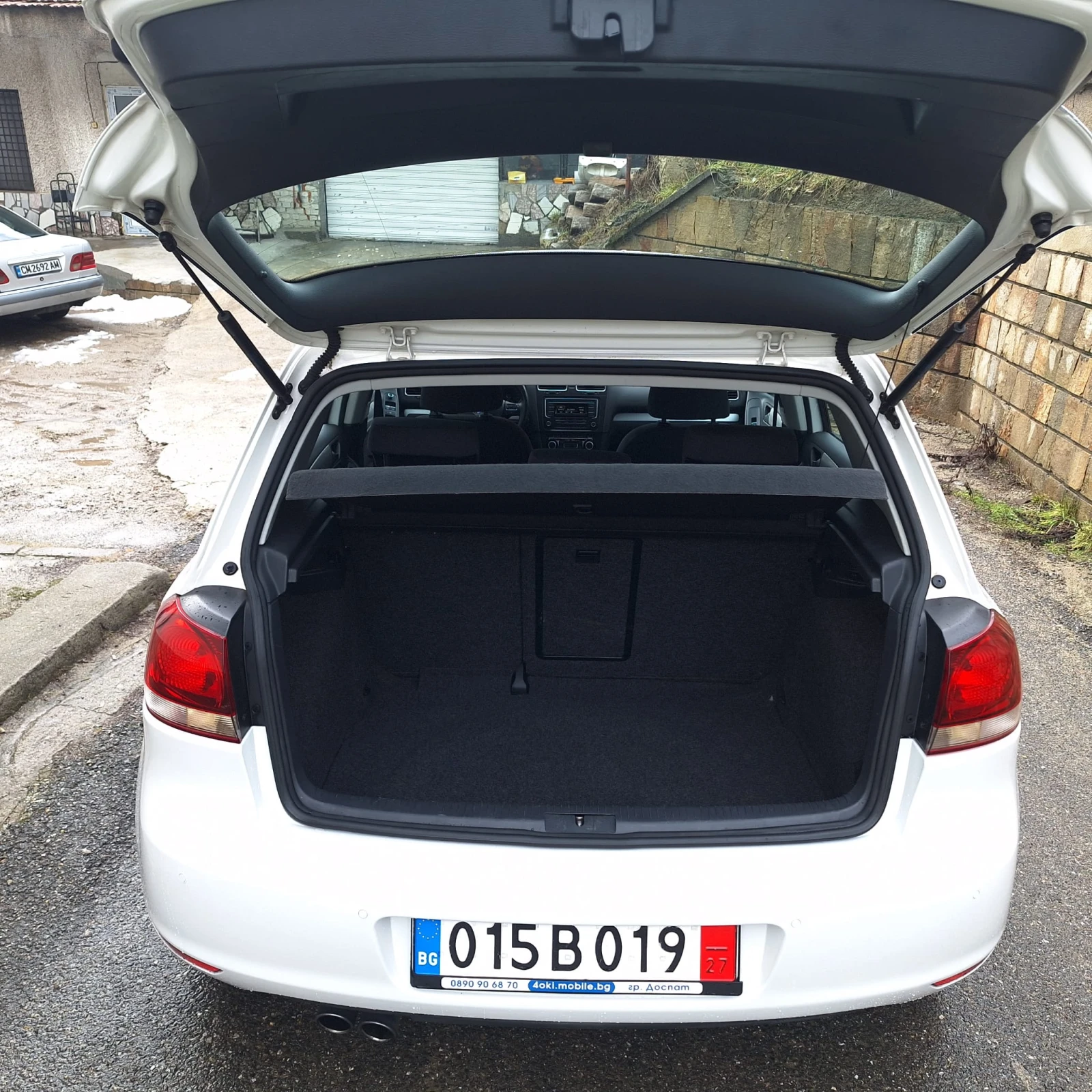 VW Golf R-Line 7DSG 1.4I - изображение 8