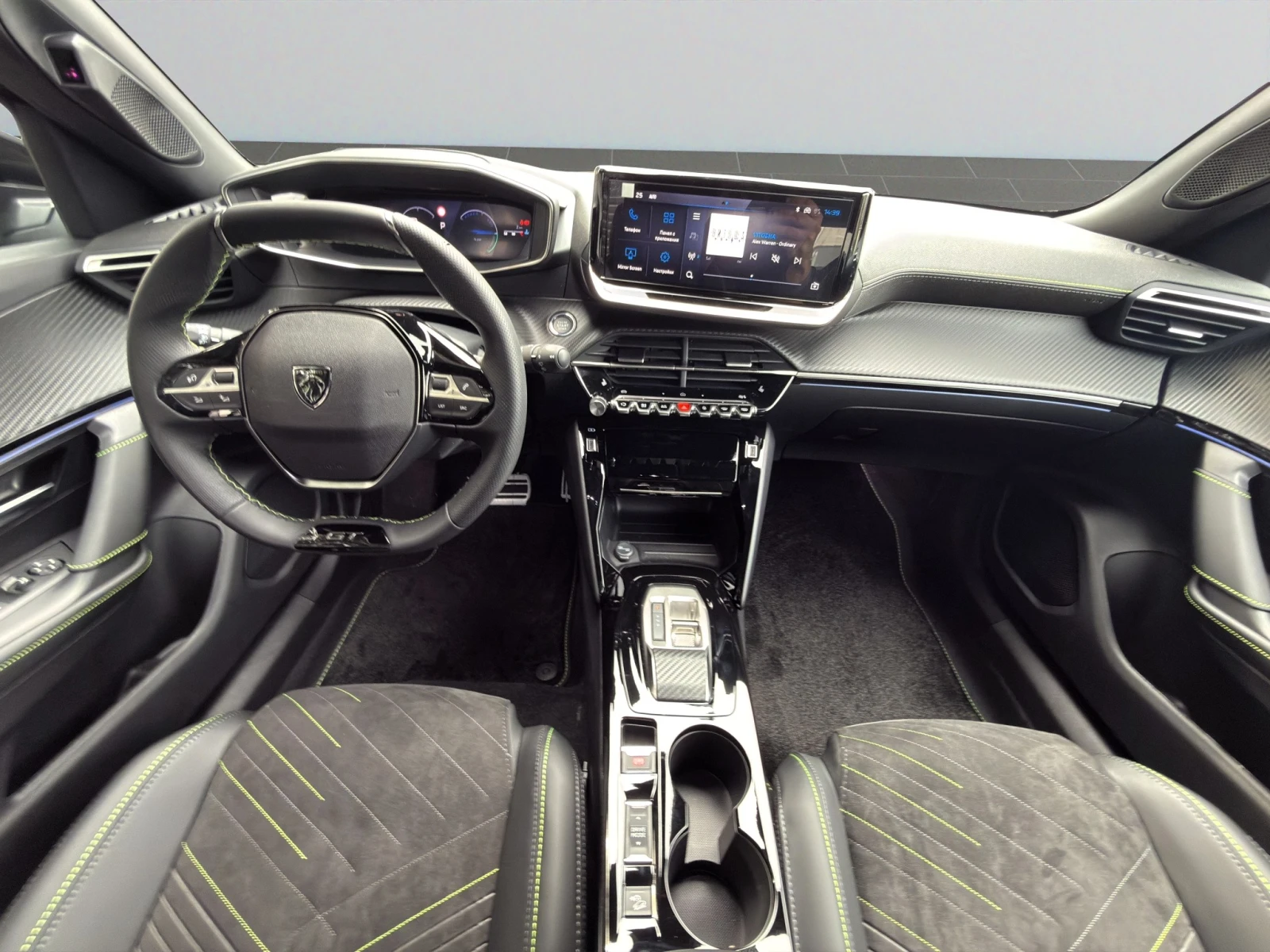 Peugeot 2008 GT EXCLUSIVE 1.2 145 HYBRID Гаранция до 02.2026 г. - изображение 9