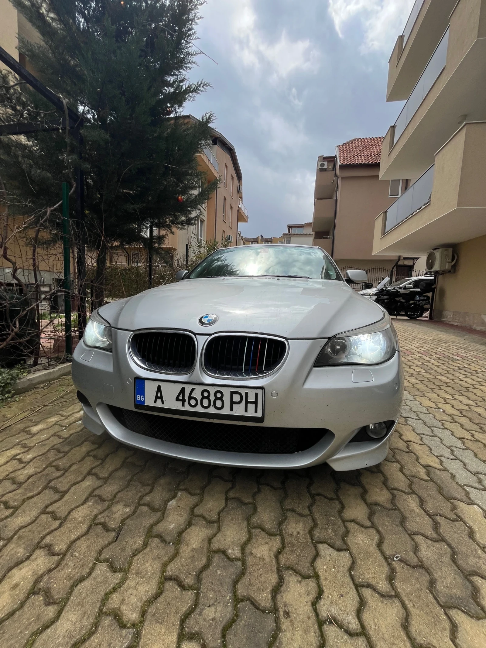 BMW 525, снимка 2 - Автомобили и джипове - 54151797