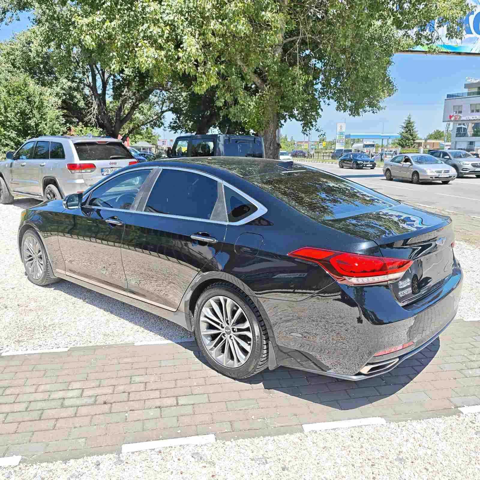 Hyundai Genesis, снимка 4 - Автомобили и джипове - 54884815