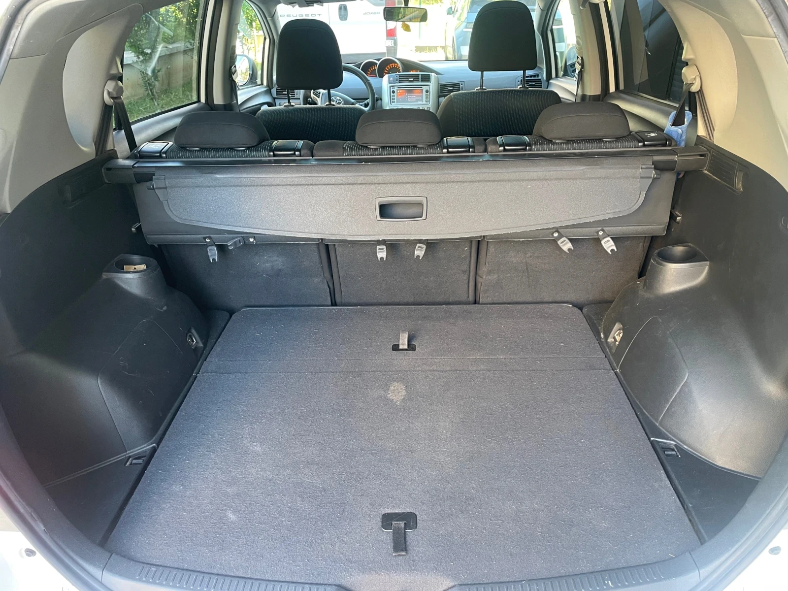 Toyota Verso, снимка 10 - Автомобили и джипове - 54916074