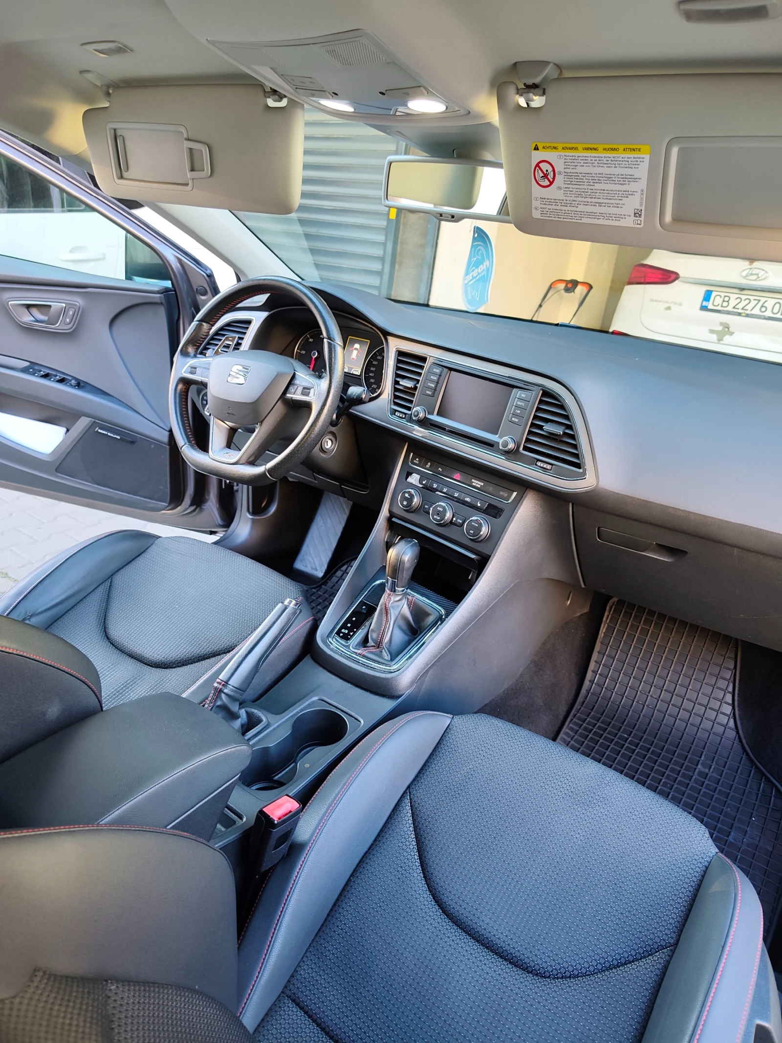 Seat Leon FR, снимка 9 - Автомобили и джипове - 55248798