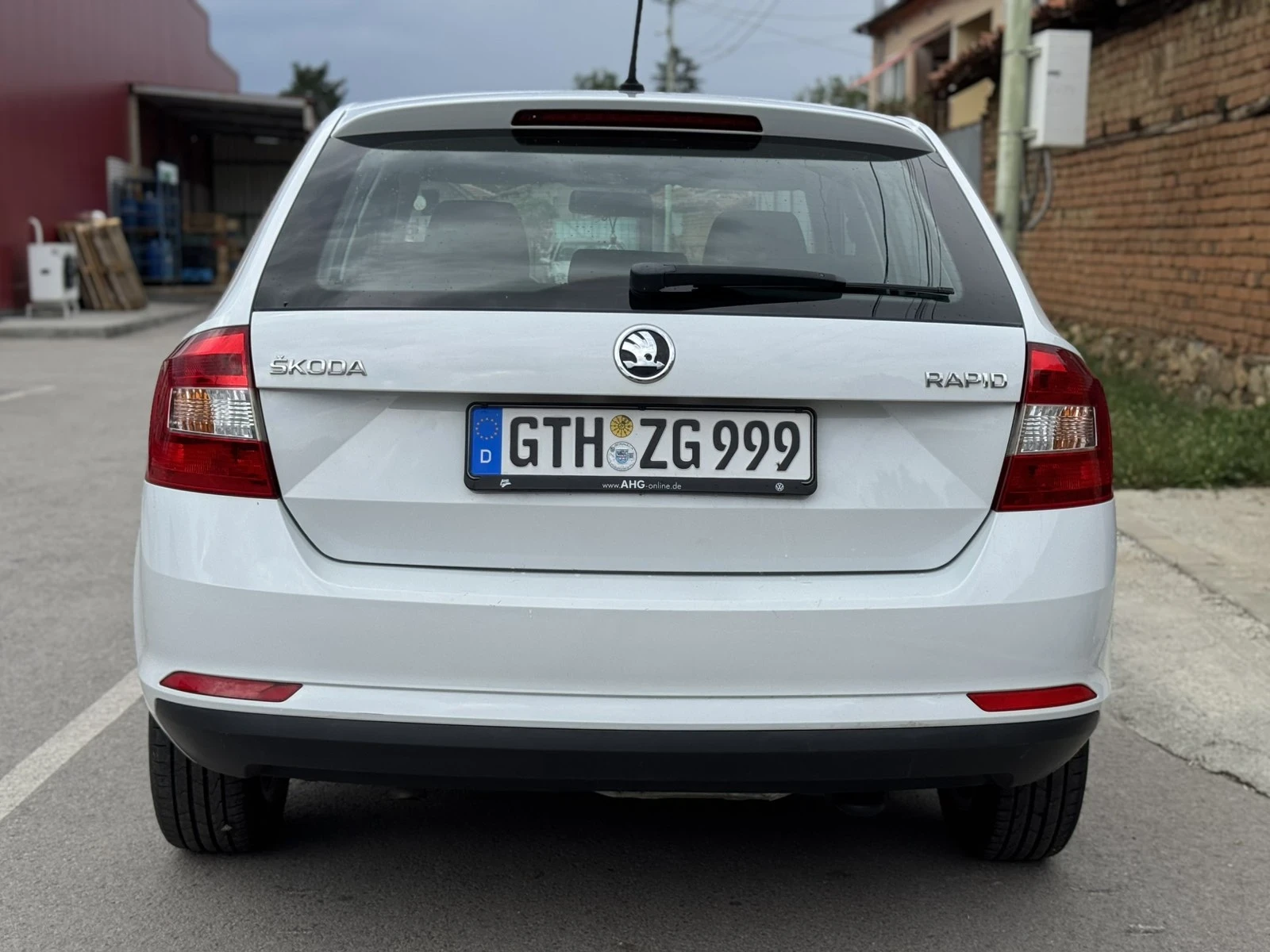 Skoda Rapid 1, 4 TDI, снимка 2 - Автомобили и джипове - 55250639