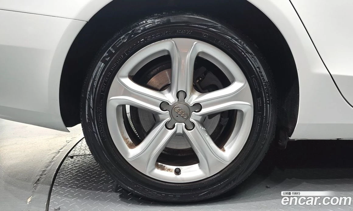 Audi A4 35 TDI Quattro B8, снимка 5 - Автомобили и джипове - 55676705