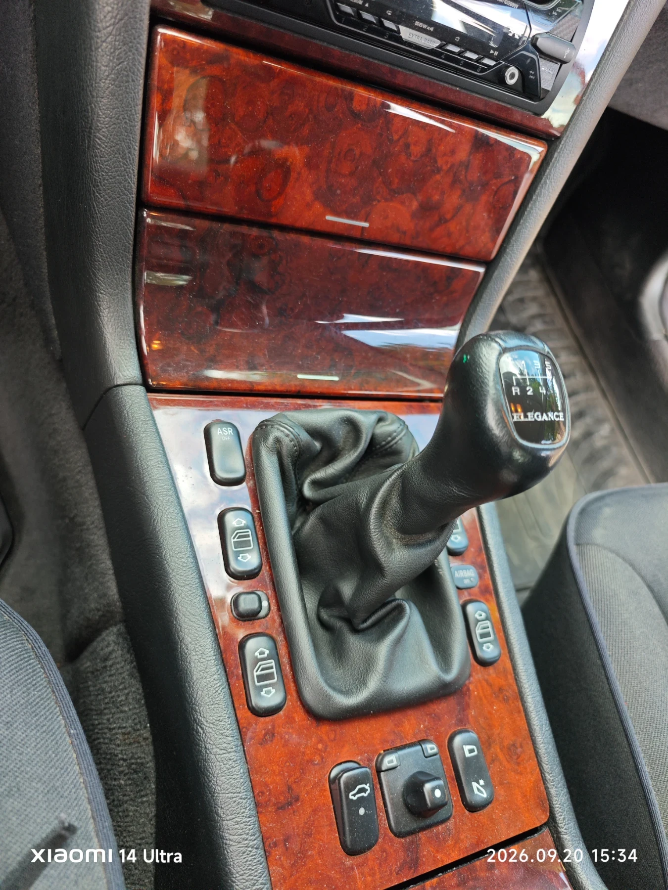Mercedes-Benz E 250, снимка 6 - Автомобили и джипове - 56261106