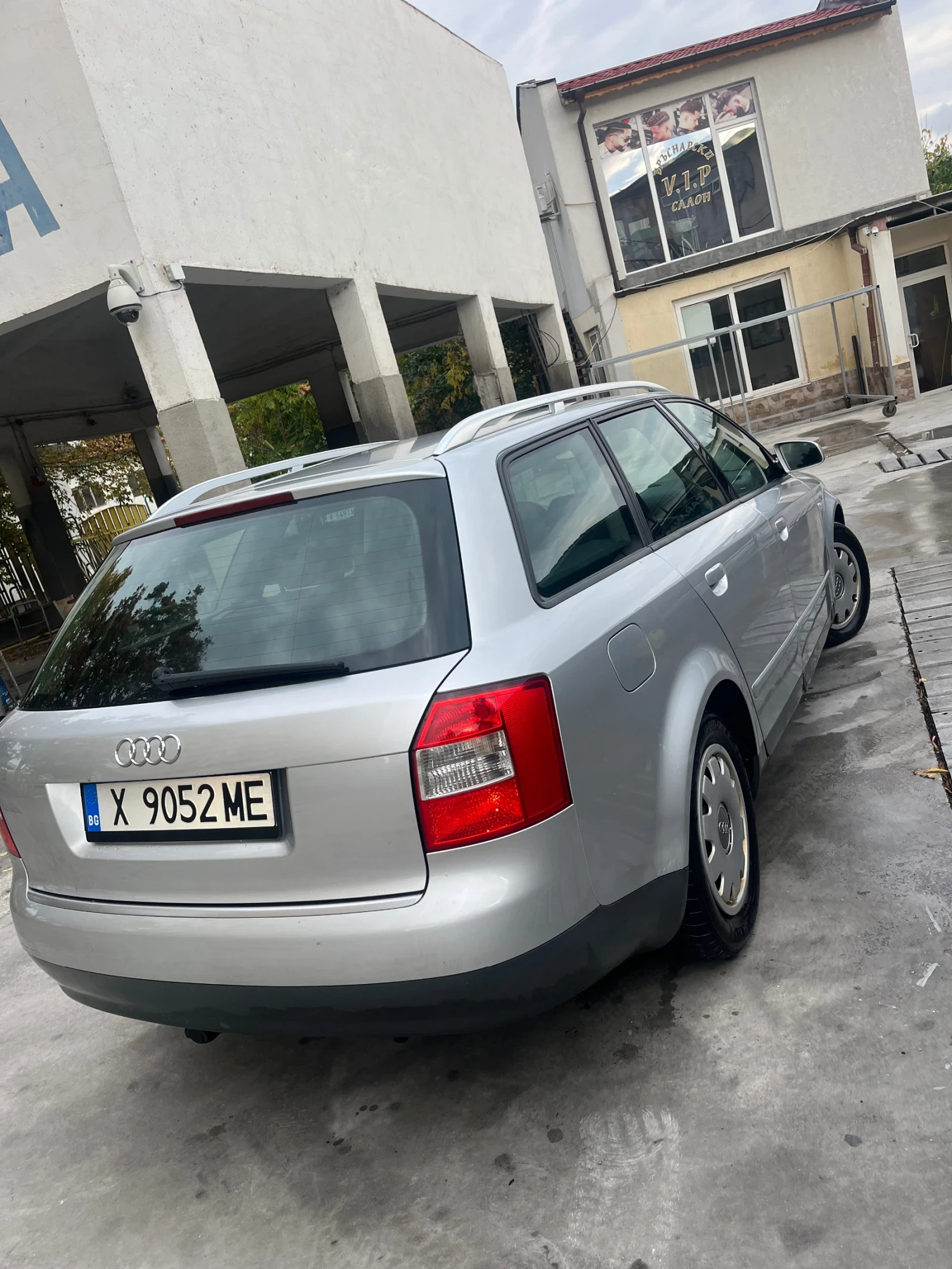 Audi A4 1.9 131 6ск, снимка 2 - Автомобили и джипове - 56387813