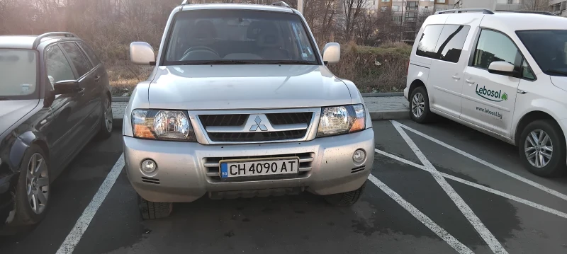 Mitsubishi Pajero, снимка 2 - Автомобили и джипове - 48982203