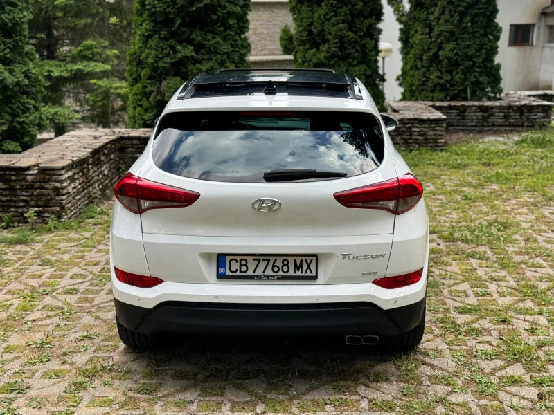 Hyundai Tucson 2.0 CRD 4WD / Premium / Full ///, снимка 5 - Автомобили и джипове - 51449255
