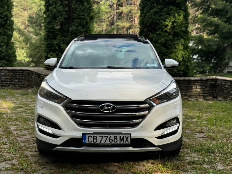 Hyundai Tucson 2.0 CRD 4WD / Premium / Full ///, снимка 2 - Автомобили и джипове - 51449255