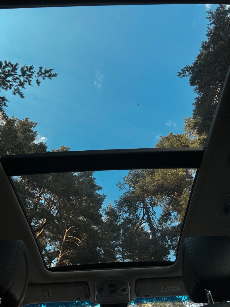 Hyundai Tucson 2.0 CRD 4WD / Premium / Full ///, снимка 9 - Автомобили и джипове - 51449255