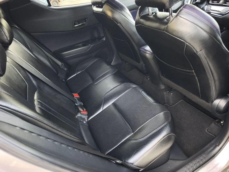 Toyota C-HR 1.8HYBRID FIRST EDITION FULL SERVICE IN TOYOTA , снимка 11 - Автомобили и джипове - 52831196