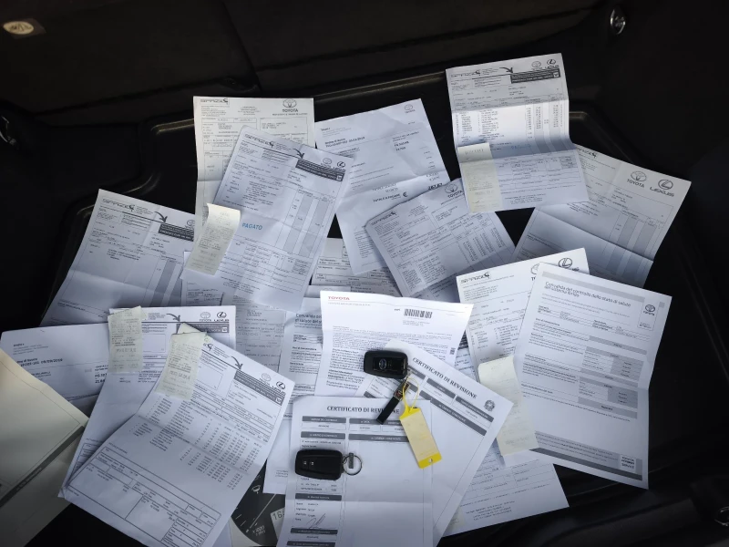 Toyota C-HR 1.8HYBRID FIRST EDITION FULL SERVICE IN TOYOTA , снимка 16 - Автомобили и джипове - 52831196