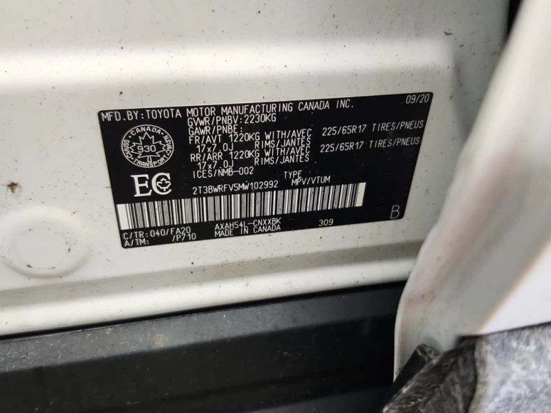 Toyota Rav4 * HYBRID LE * AWD* * ПОДГРЕВ* * АСИСТЕНТ ЗА СЛЯПА , снимка 7 - Автомобили и джипове - 53374521