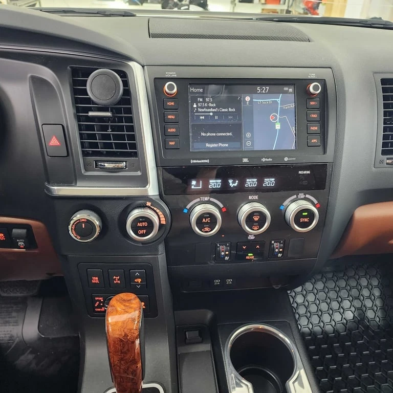 Toyota Sequoia * Platinum * CARFAX * БЕЗ ПЪРВОНАЧАЛНА ВНОСКА - изображение 9