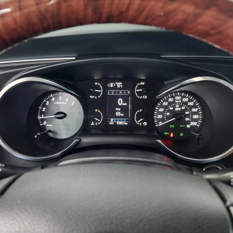 Toyota Sequoia * Platinum * CARFAX * БЕЗ ПЪРВОНАЧАЛНА ВНОСКА - изображение 8