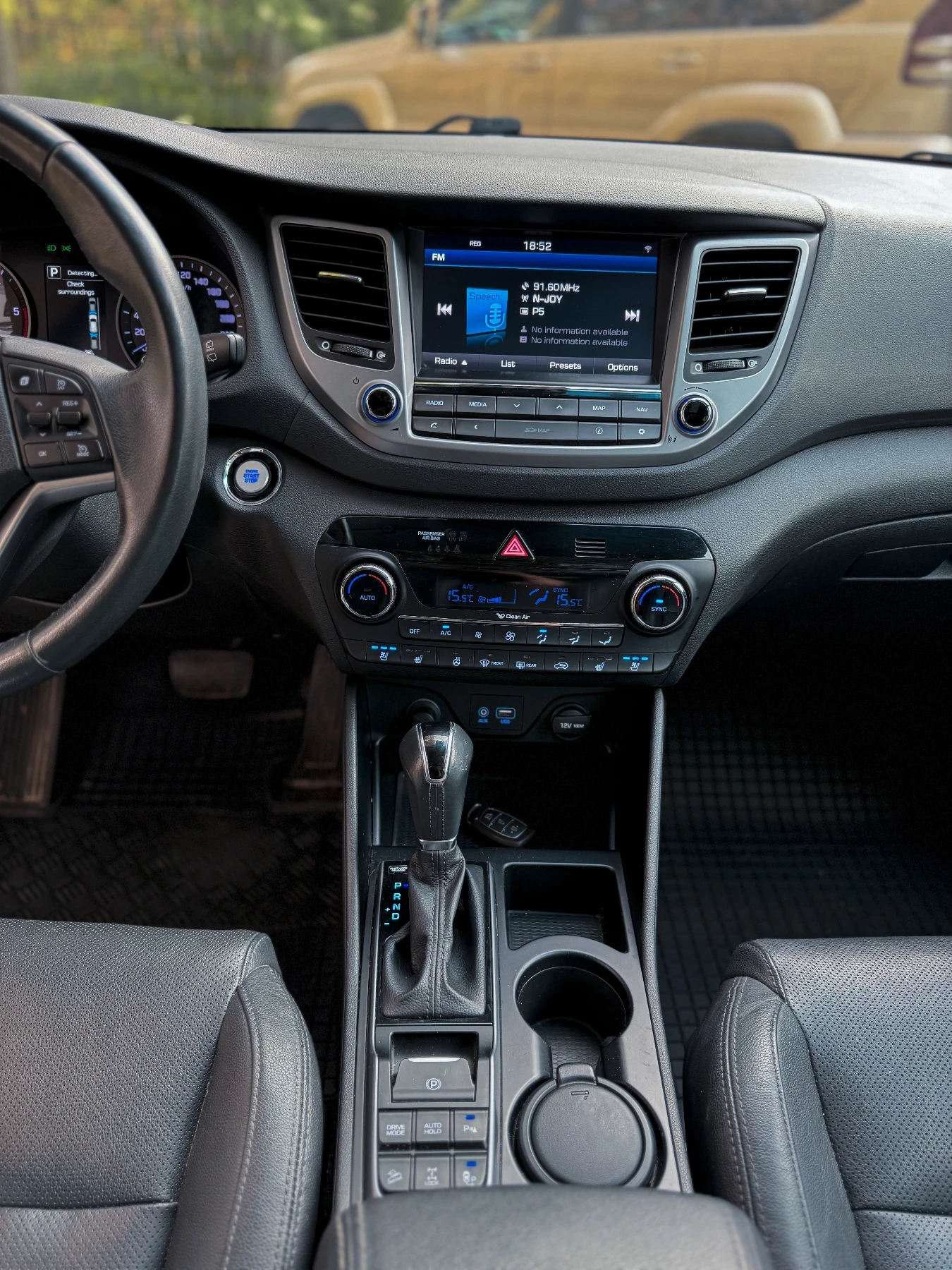 Hyundai Tucson 2.0 CRD 4WD / Premium / Full /// | Mobile.bg   15