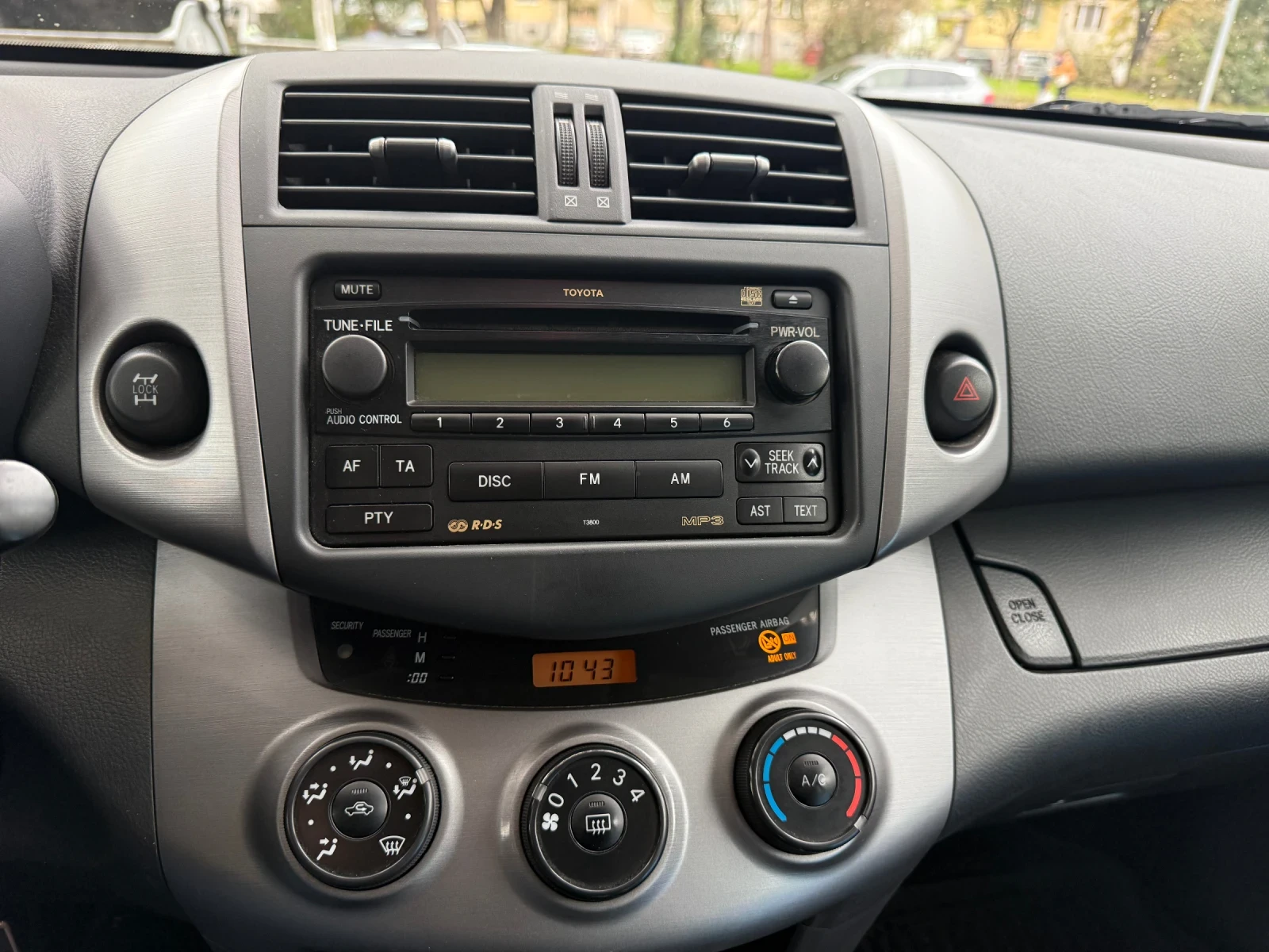 Toyota Rav4  - изображение 10