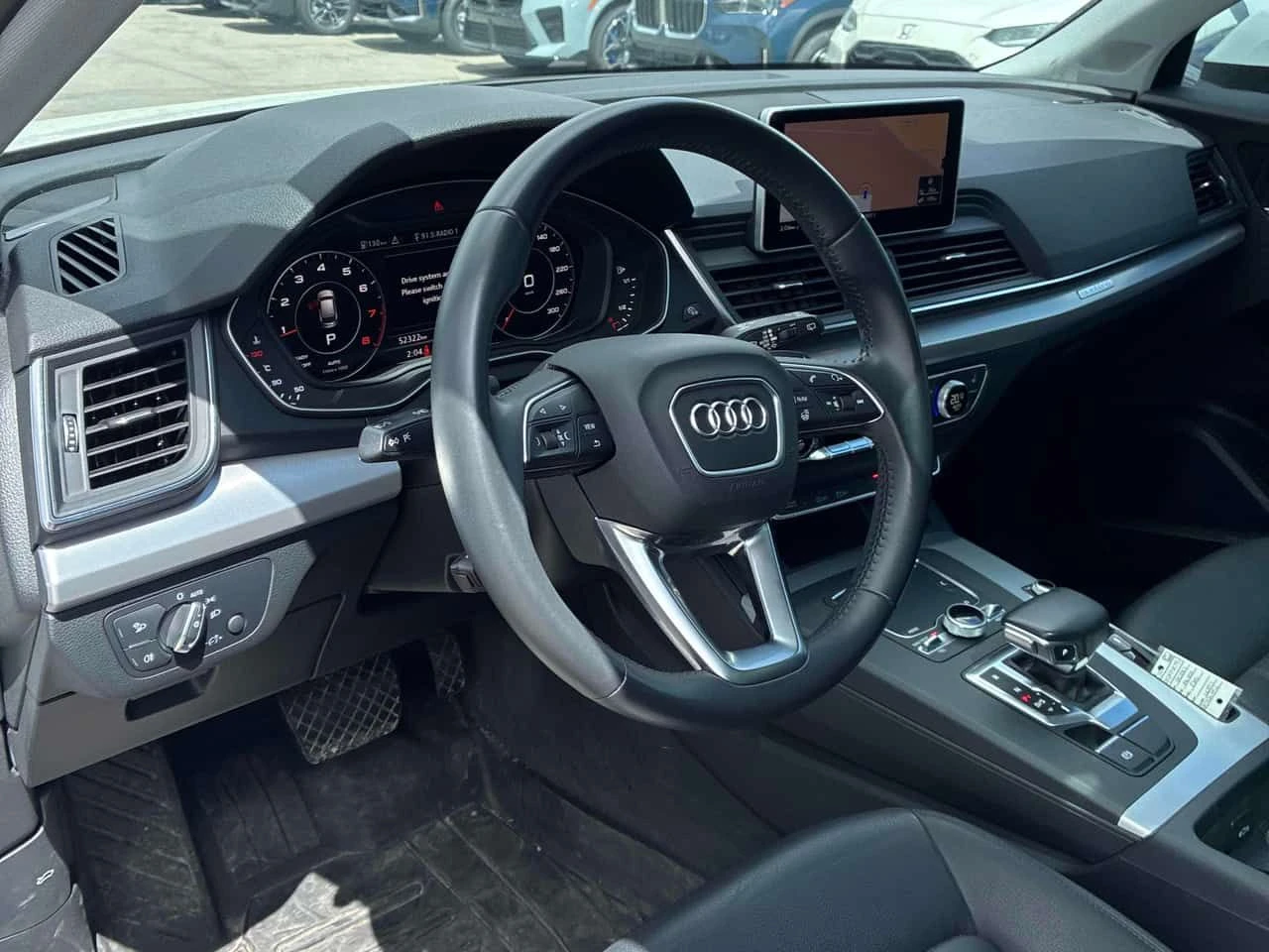Audi Q5 Technik| DIGITAL| 360| B&O| ПОДГРЕВ| ПАНО + ГУМИ, снимка 5 - Автомобили и джипове - 54480296