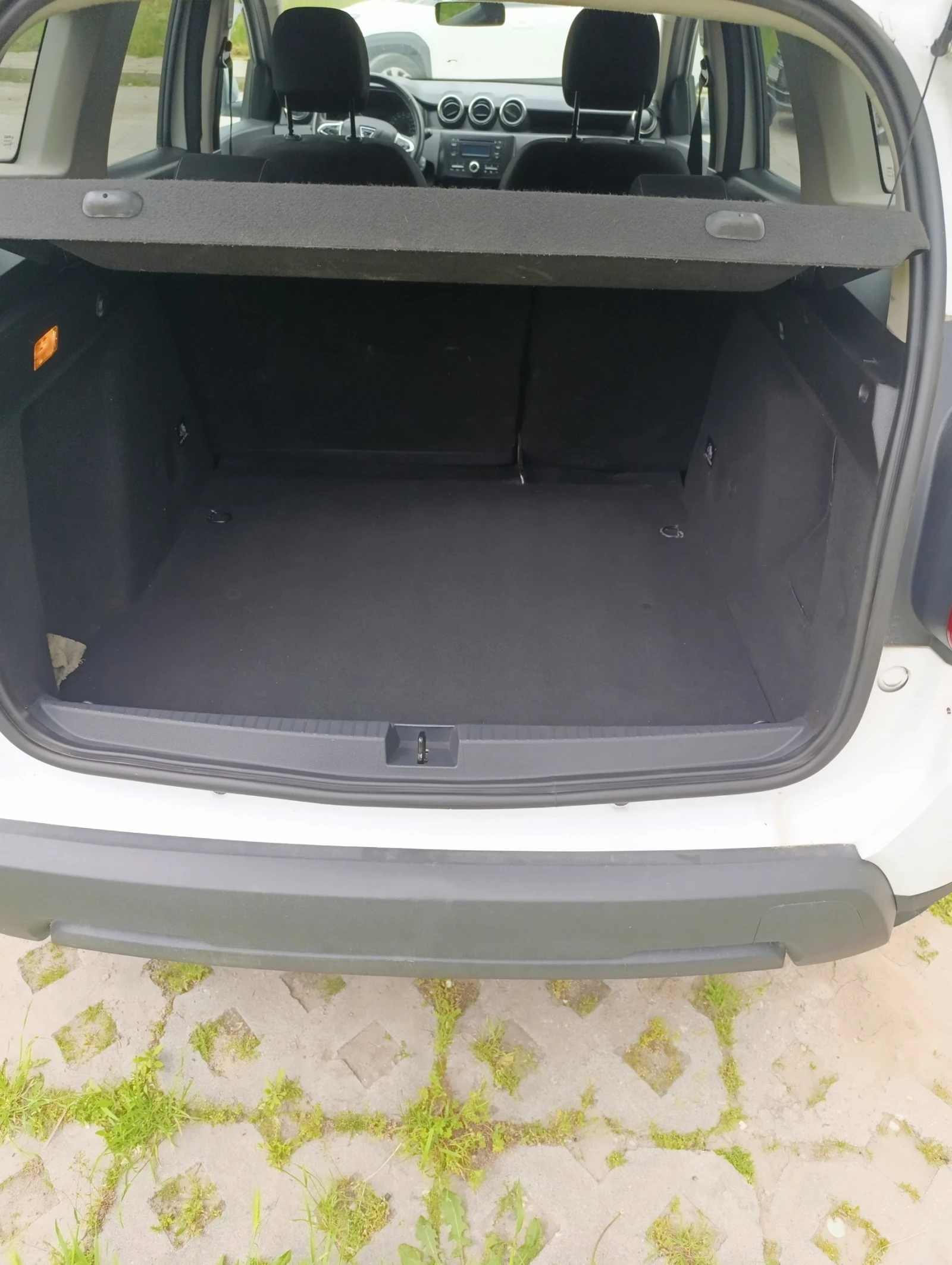 Dacia Duster SCE 115 LPG fwd, снимка 6 - Автомобили и джипове - 54552626