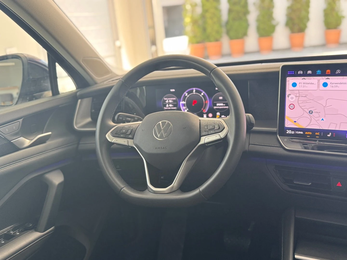 VW Tayron, снимка 12 - Автомобили и джипове - 54764625