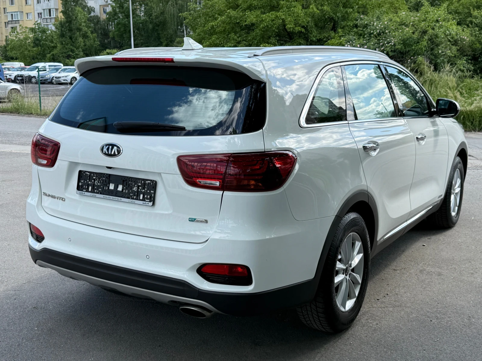 Kia Sorento 2.2 CRDi 4WD ЕВРОПЕЙСКА! , снимка 6 - Автомобили и джипове - 54700455