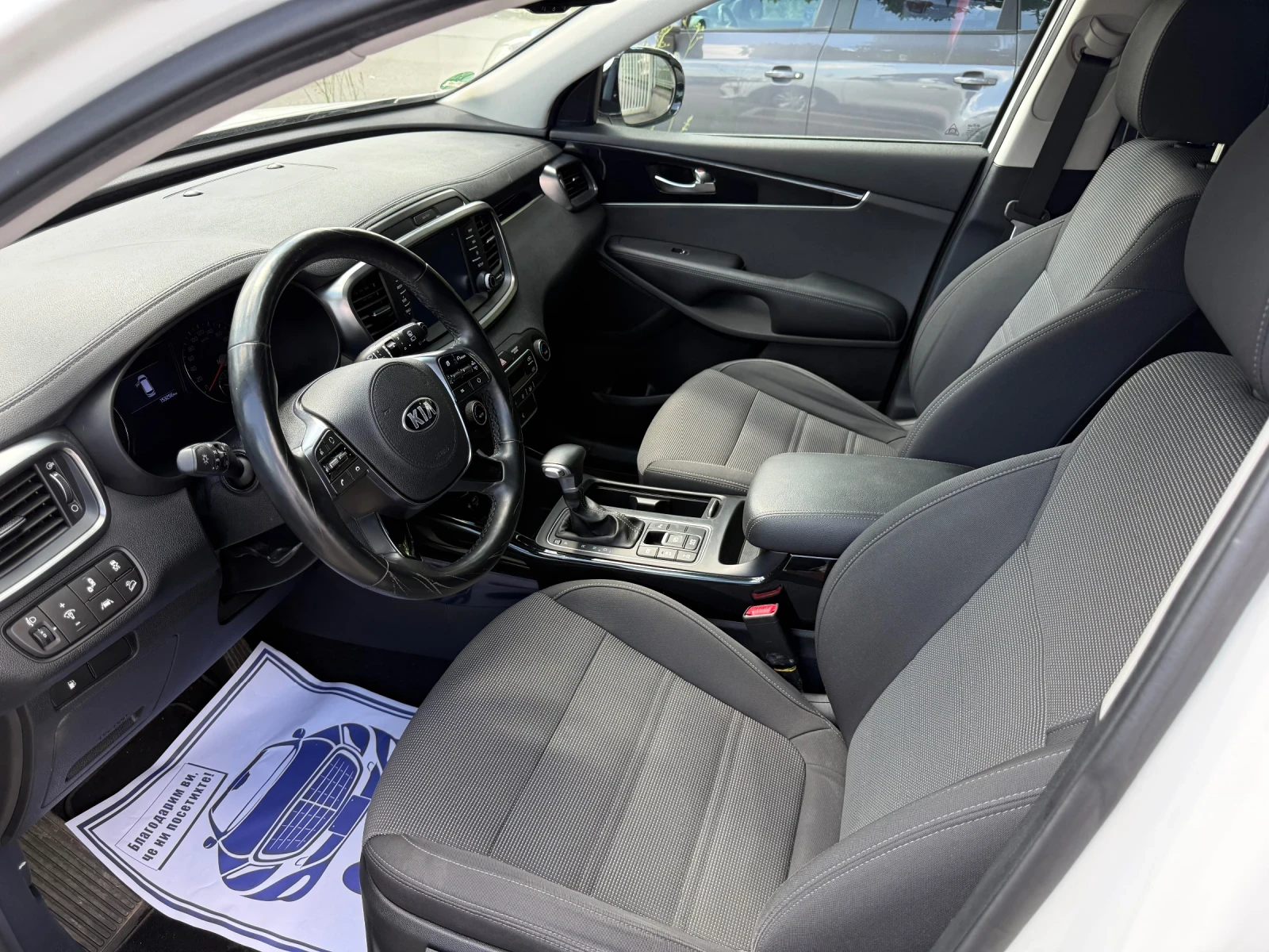 Kia Sorento 2.2 CRDi 4WD ЕВРОПЕЙСКА! , снимка 12 - Автомобили и джипове - 54700455