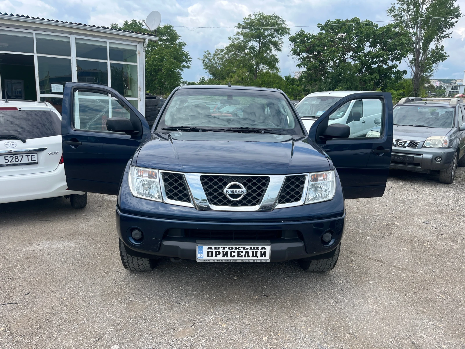 Nissan Navara 2.5 ����� 4�4 | Mobile.bg � ����������� 1