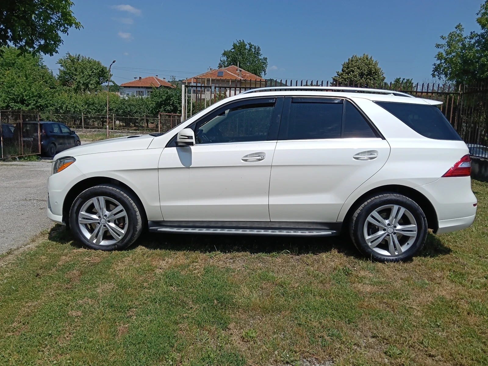 Mercedes-Benz ML 350 AMG / 3.0 BlueTEC, снимка 6 - Автомобили и джипове - 54996013