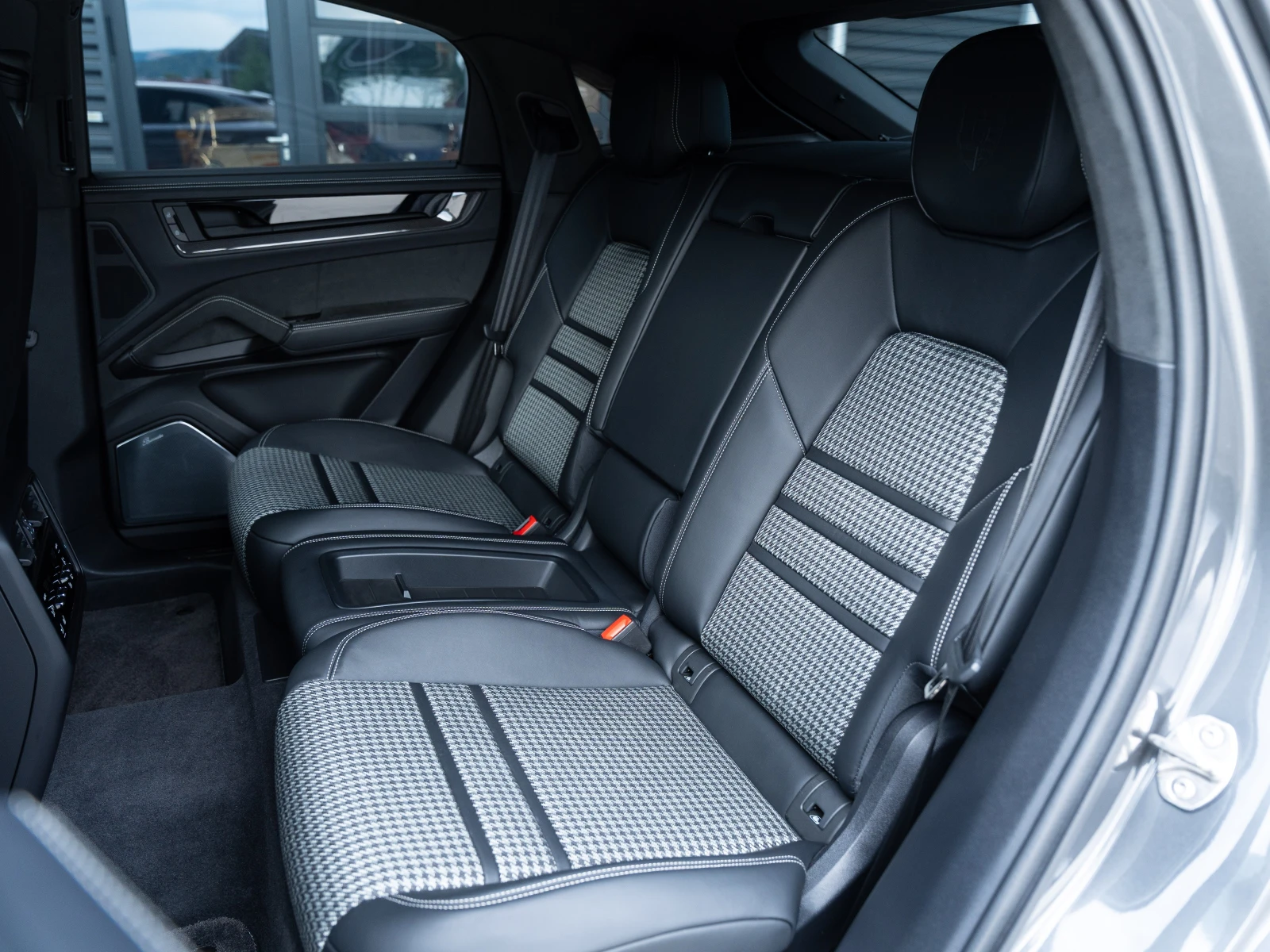 Porsche Cayenne GTS Coupe Lightweight Sport, снимка 13 - Автомобили и джипове - 56272888