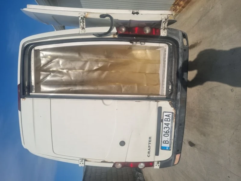 VW Crafter, снимка 6 - Бусове и автобуси - 48461492