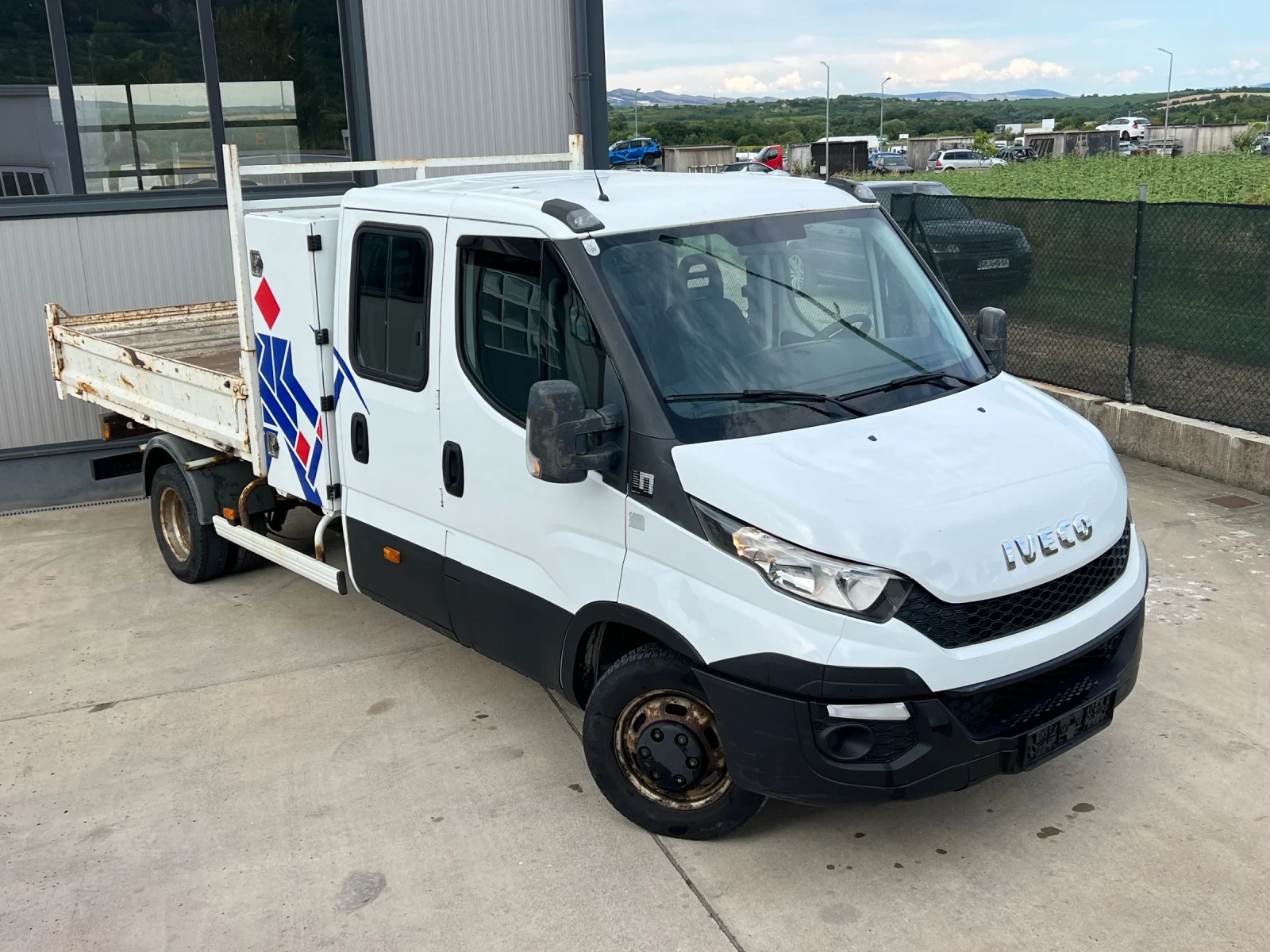 Iveco Daily, снимка 17 - Бусове и автобуси - 55978849