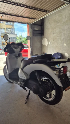 Aprilia Scarabeo 250, снимка 3