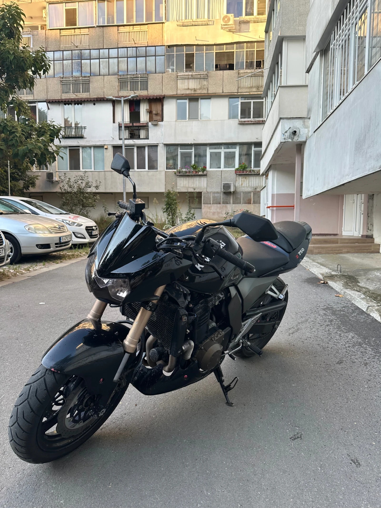 Kawasaki Z 750, снимка 2 - Мотоциклети и мототехника - 55772443
