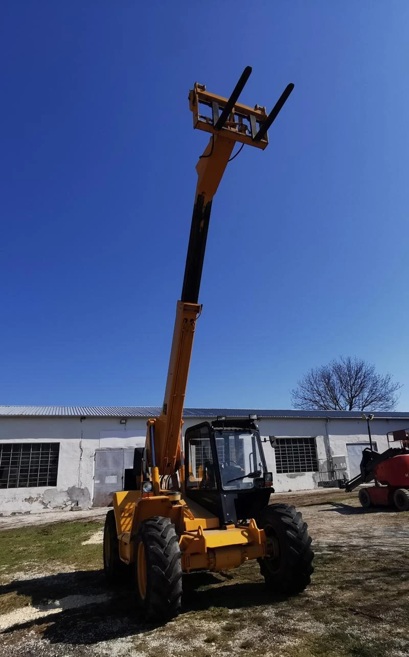 Телескопичен товарач JCB 525-67, снимка 5 - Селскостопанска техника - 44553258