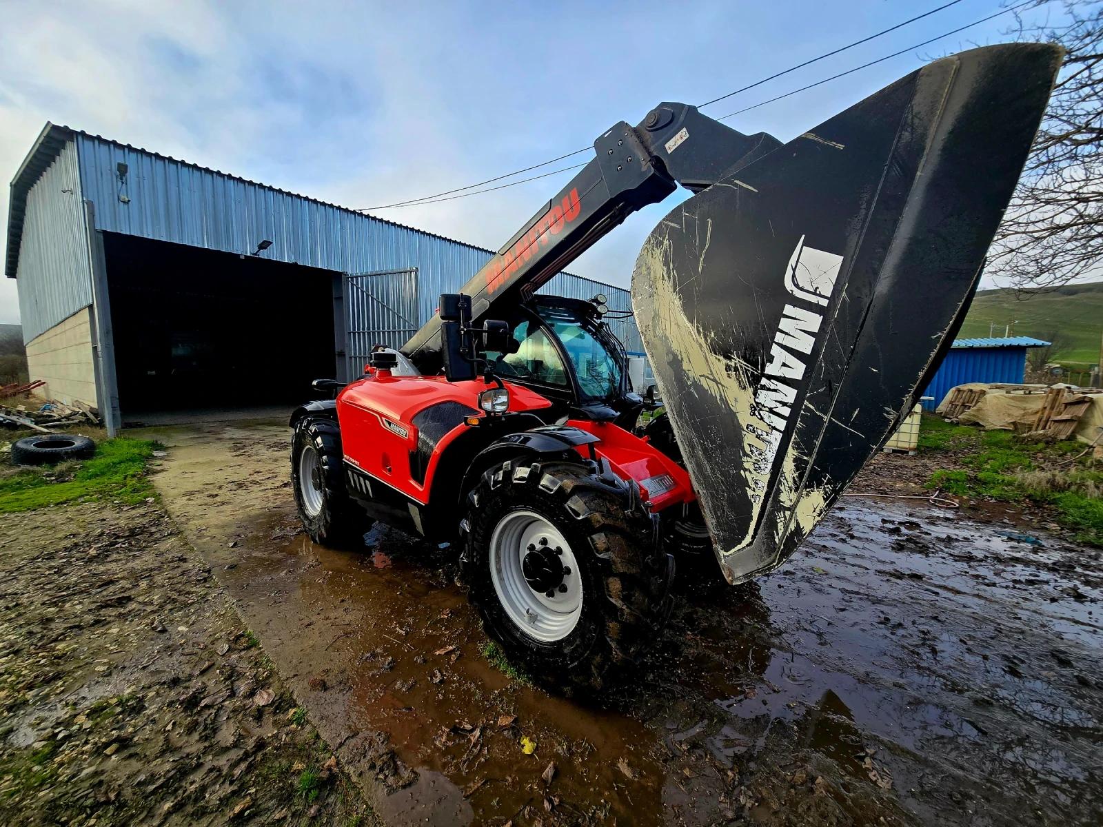 Телескопичен товарач Manitou MLT 733-115 - изображение 3