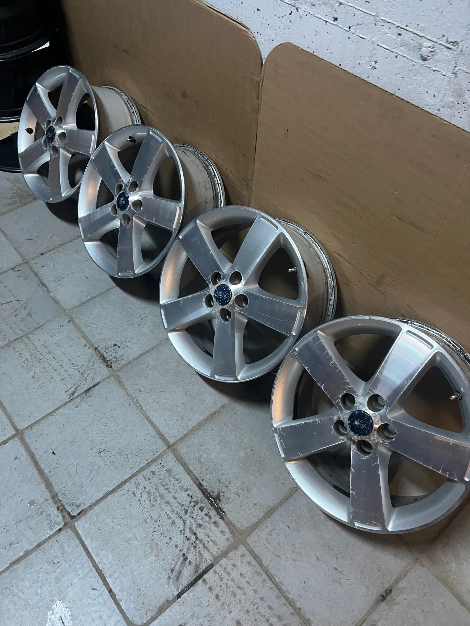 ������ | Mobile.bg � ����������� 6