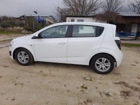 Chevrolet Aveo 1.2 бензин, снимка 10