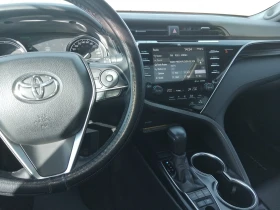 Toyota Camry XLE, снимка 12