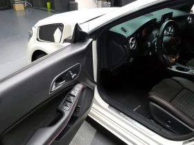 Mercedes-Benz CLA 2.5, снимка 11