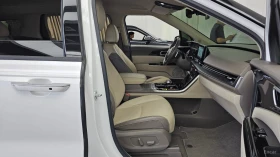 Kia Carnival HIGH-LIMOUSINE* DISTRONIC* 360* КАМЕРА* ОБДУХВАНЕ*, снимка 9