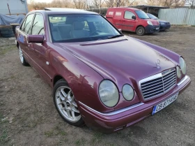 Mercedes-Benz E 230               Classic / Benzin - Gas , снимка 1