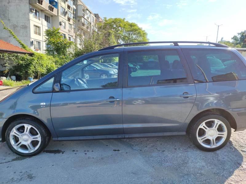 Seat Alhambra, снимка 3 - Автомобили и джипове - 45993647