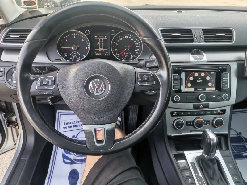 VW Passat УНИКАТ/NAVI/АВТОМАТ, снимка 9 - Автомобили и джипове - 47364068