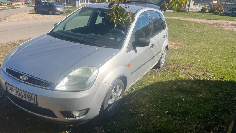 Ford Fiesta, снимка 5 - Автомобили и джипове - 48071481