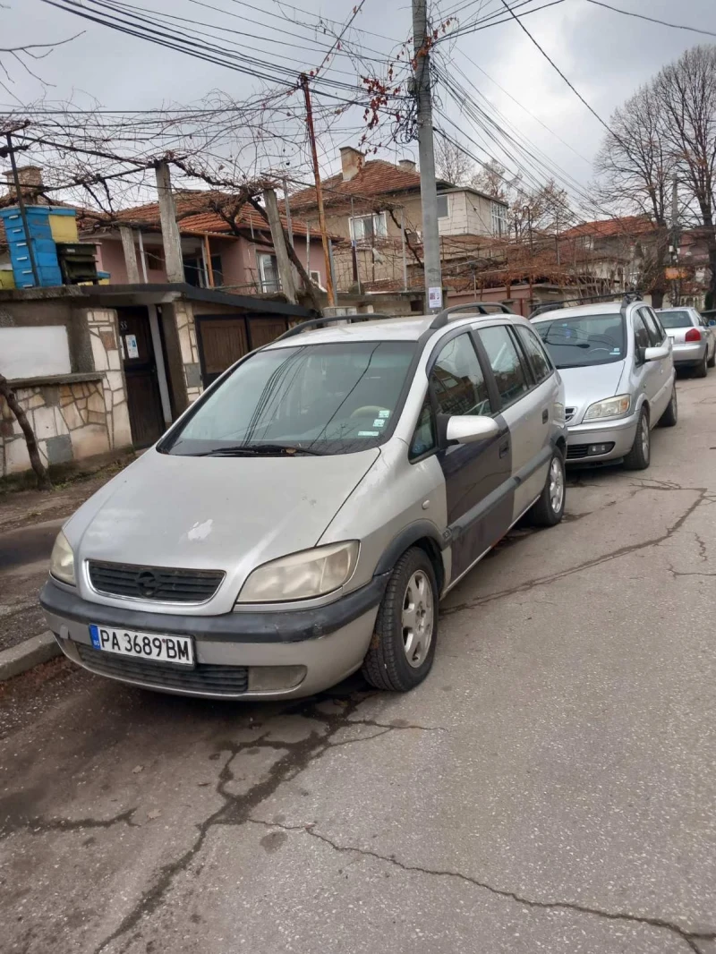 Opel Zafira, снимка 3 - Автомобили и джипове - 48277403