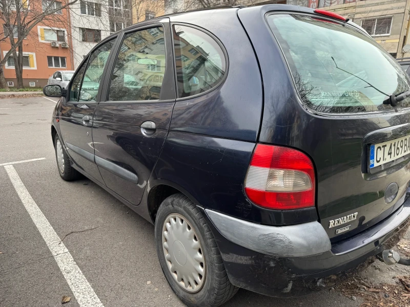 Renault Scenic, снимка 3 - Автомобили и джипове - 49466940