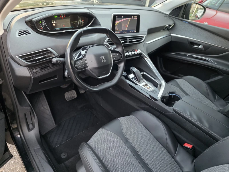 Peugeot 5008 1.2 PureTech Allure, снимка 7 - Автомобили и джипове - 51021872