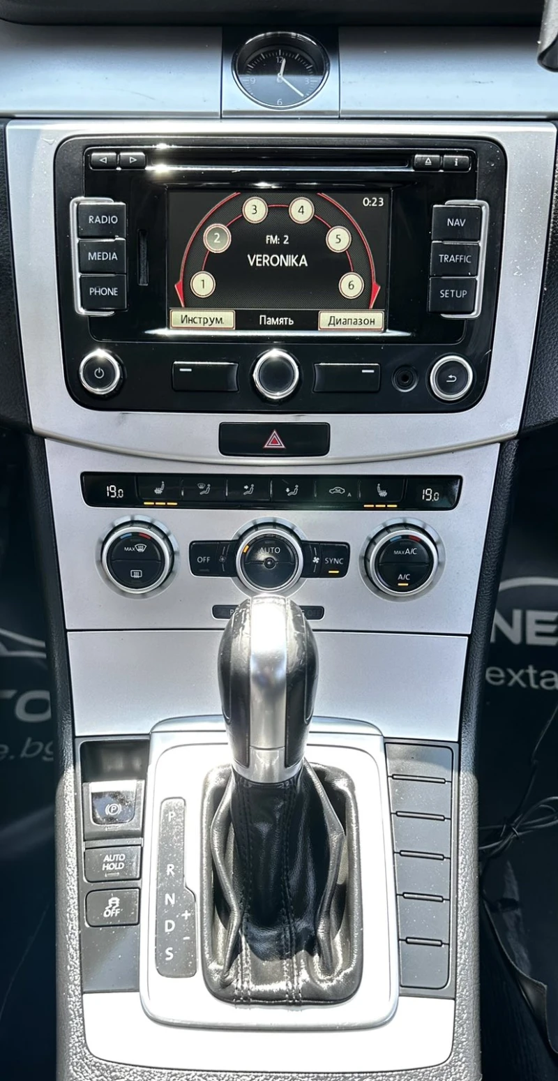 VW Passat 1.4TSI 150HP BiFUEL EURO5 DSG, снимка 11 - Автомобили и джипове - 51443124